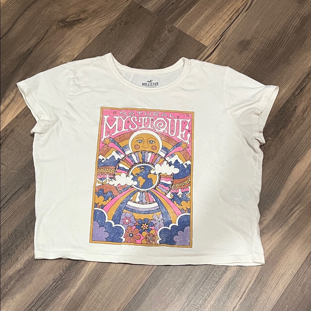 Hollister Cream Tee with Mystical Graphic